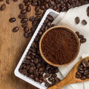 காபி தூளுக்கான தானியங்கி வெற்றிட பேக்கேஜிங் இயந்திரம்